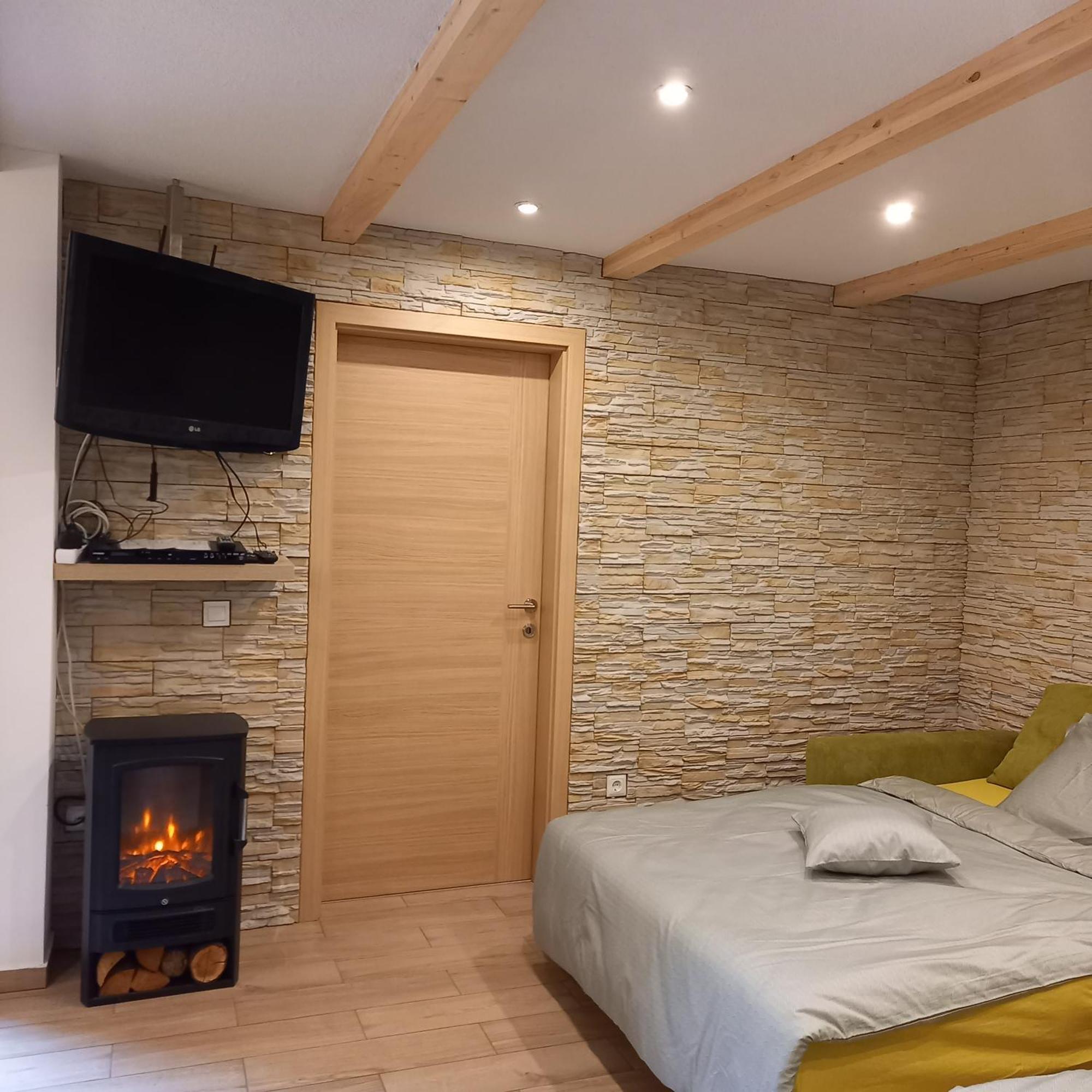 Hisa Lunna - Apartments In A Forest Paradise Vitanje المظهر الخارجي الصورة