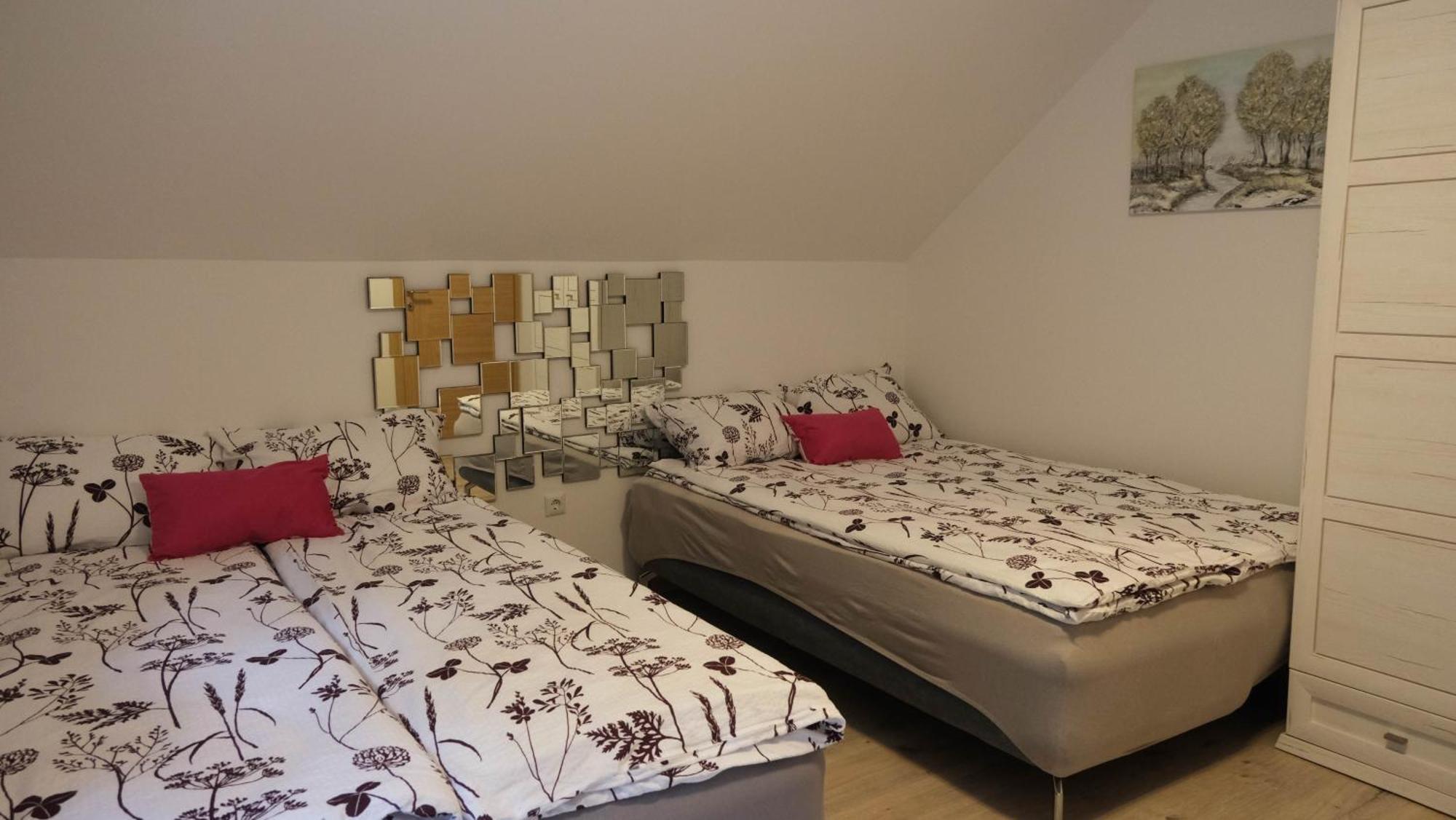 Hisa Lunna - Apartments In A Forest Paradise Vitanje المظهر الخارجي الصورة
